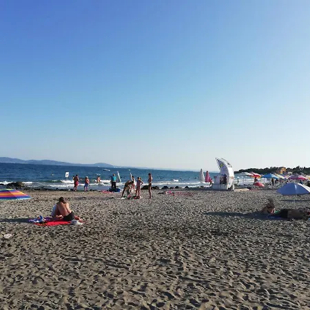 Sunny Day Апартамент